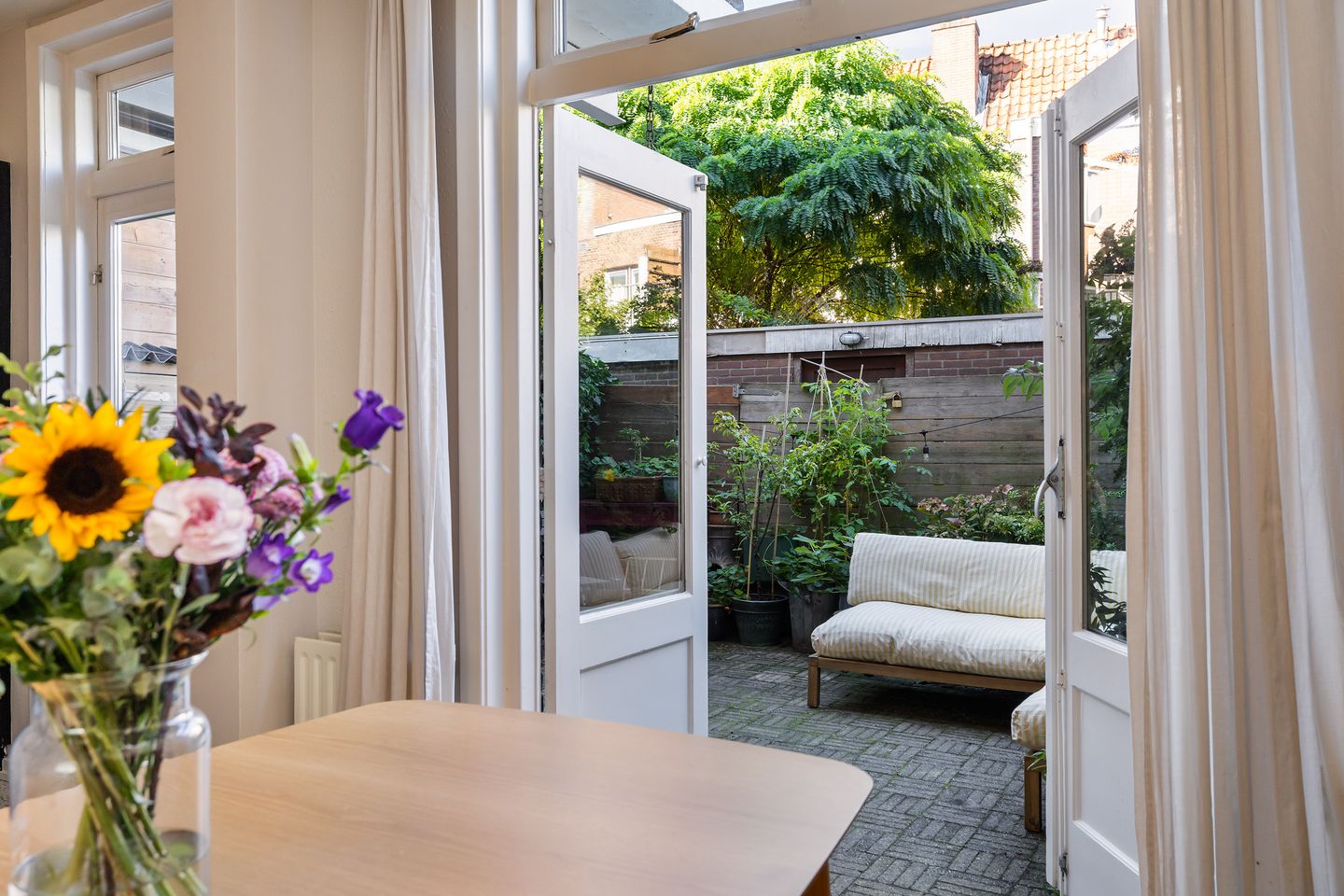 Photo 19 of Weltevredenstraat 37