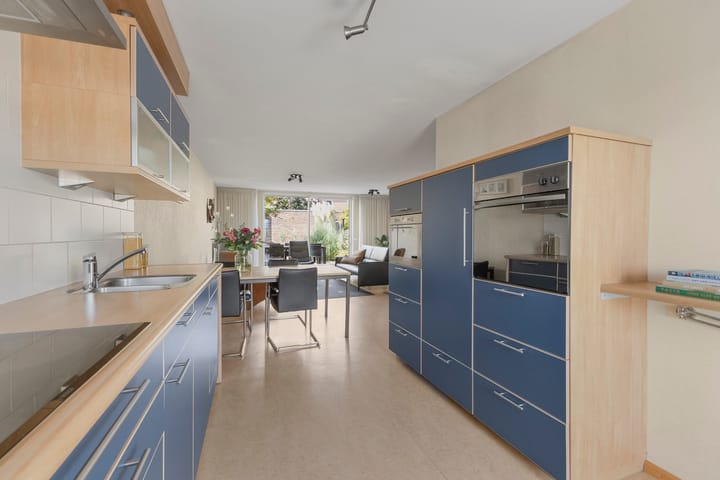 Tussenwoning te koop: Witmos 22, Houten