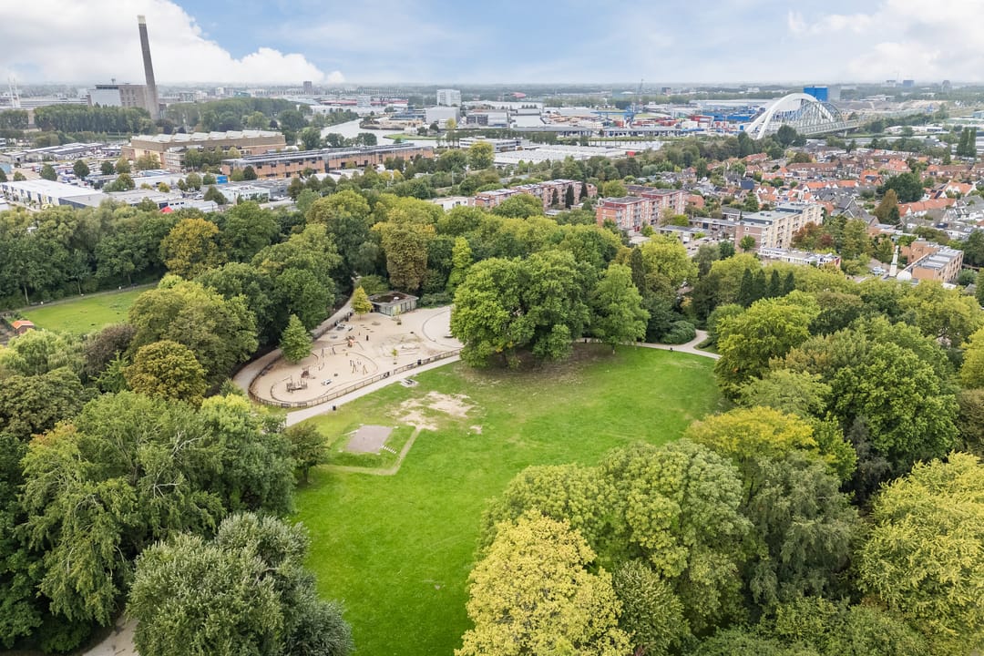 Foto 46 van Julianaparklaan 1-A