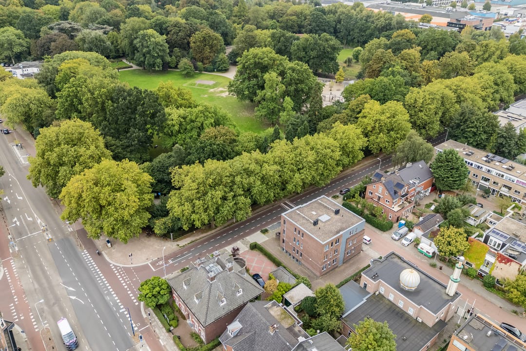 Foto 41 van Julianaparklaan 1-A