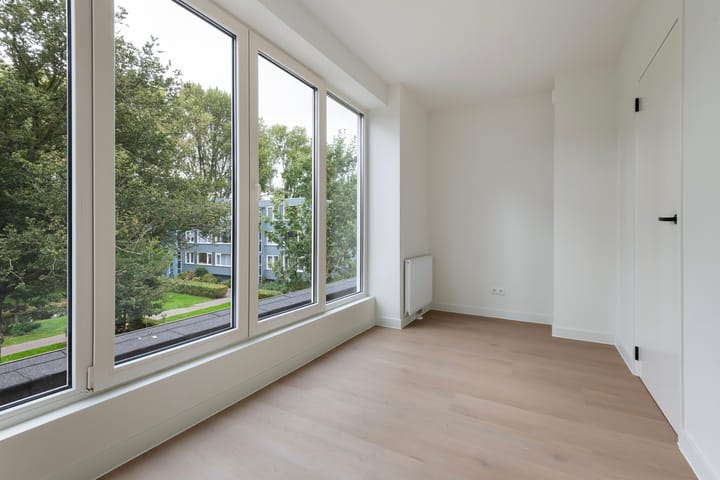 Tussenwoning te koop: Orestespad 4, Rotterdam