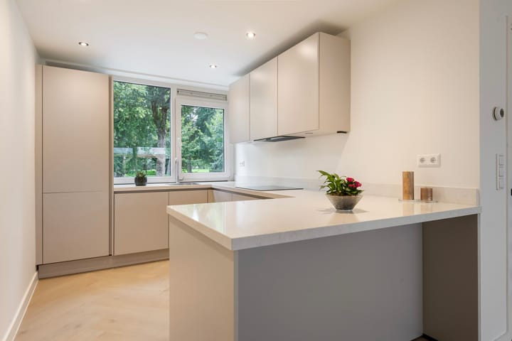 Tussenwoning te koop: Orestespad 4, Rotterdam