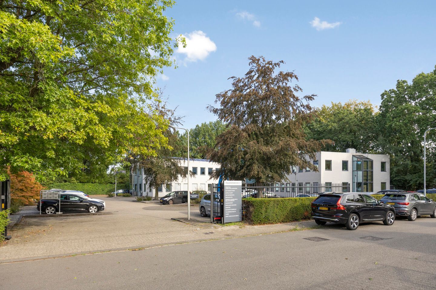View photo 2 of Paardeweide 5-A