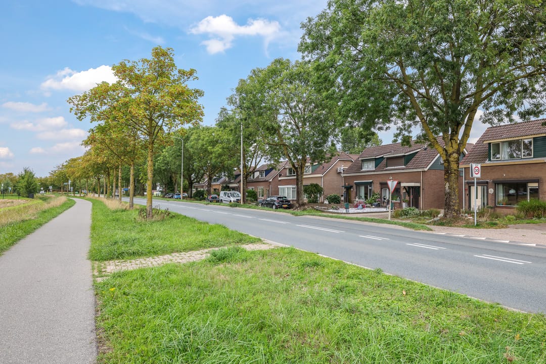 Photo 77 of van der Mondeweg 90