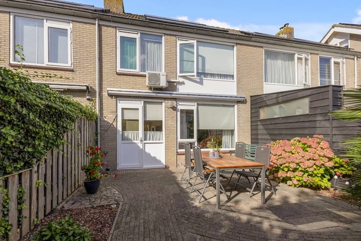 Tussenwoning te koop: Achterweg 14, Hagestein