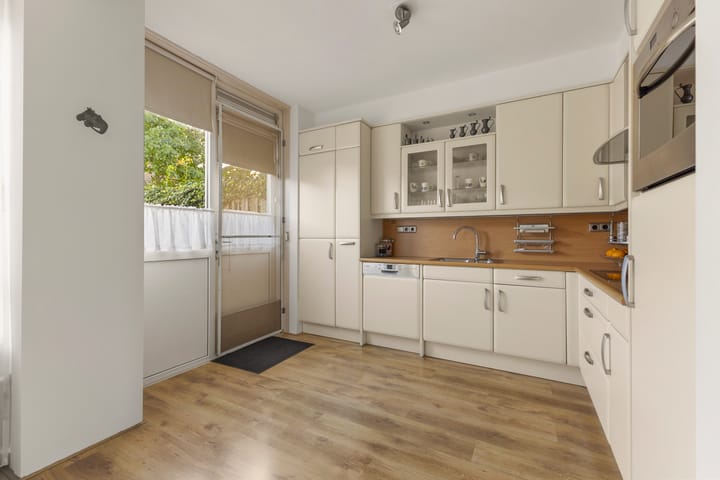 Tussenwoning te koop: Achterweg 14, Hagestein