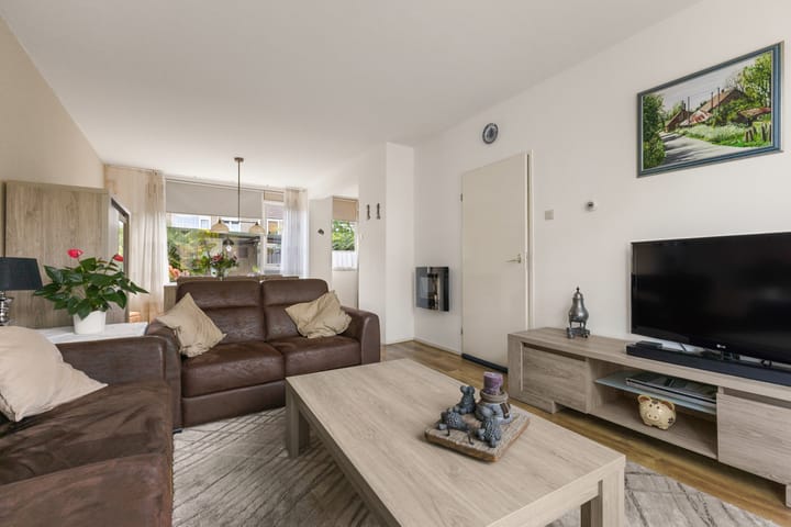 Tussenwoning te koop: Achterweg 14, Hagestein