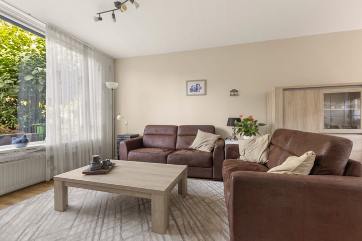 Tussenwoning te koop: Achterweg 14, Hagestein