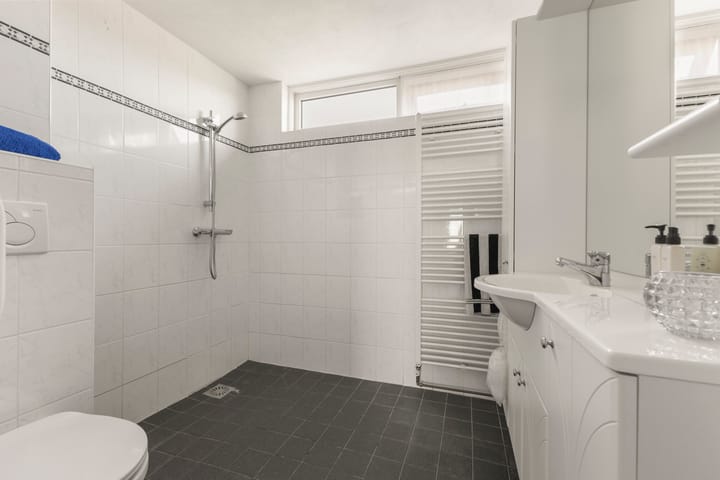 Tussenwoning te koop: Achterweg 14, Hagestein
