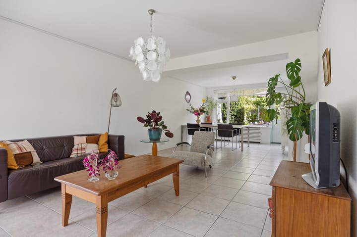 Hoekwoning te koop: Oranjelaan 48, Vlijmen