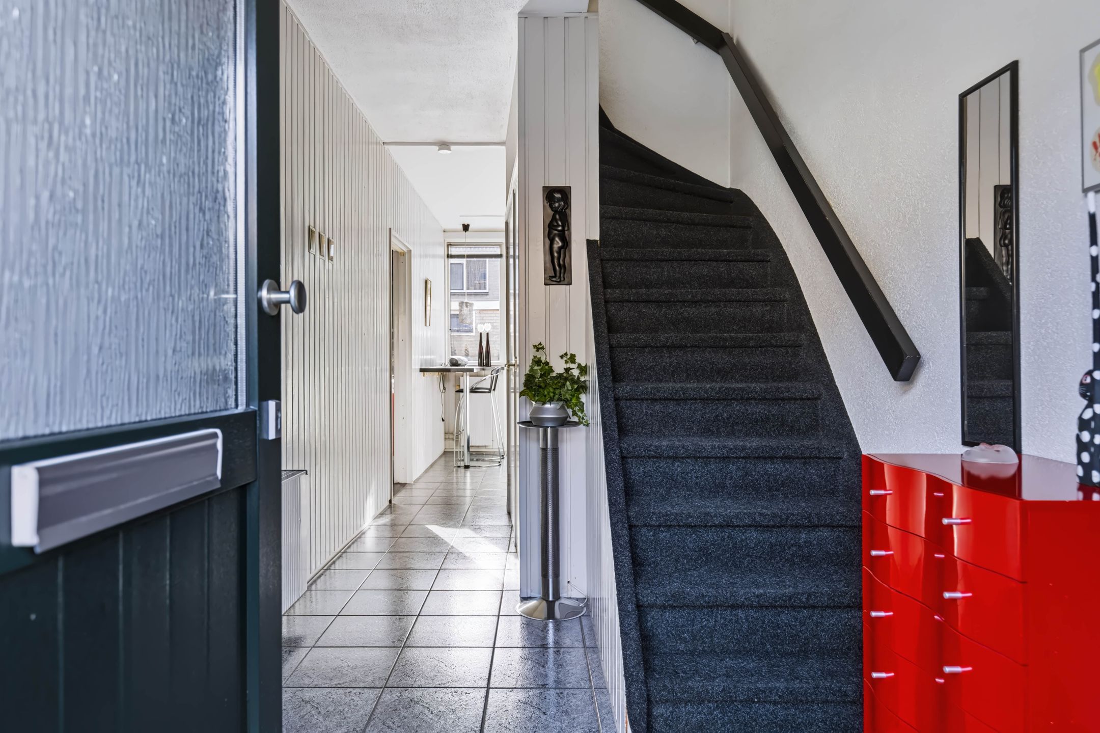 Photo 9 of Offenbachstraat 58