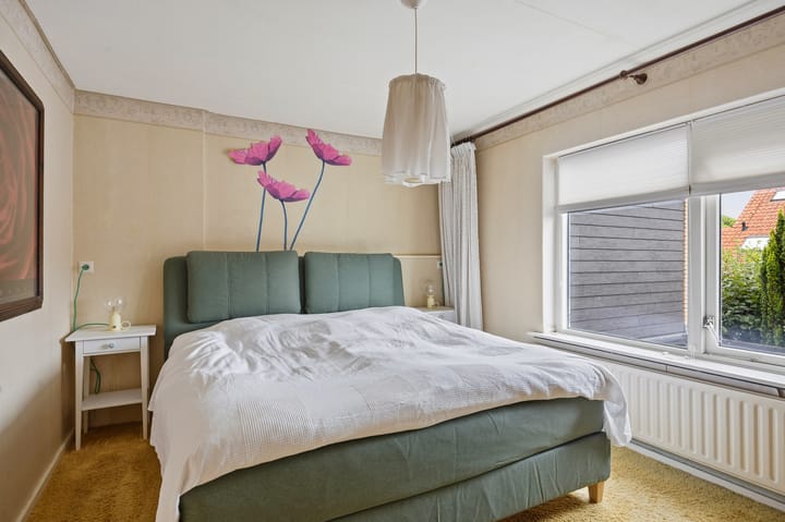 Hoekwoning te koop: Oranjelaan 48, Vlijmen