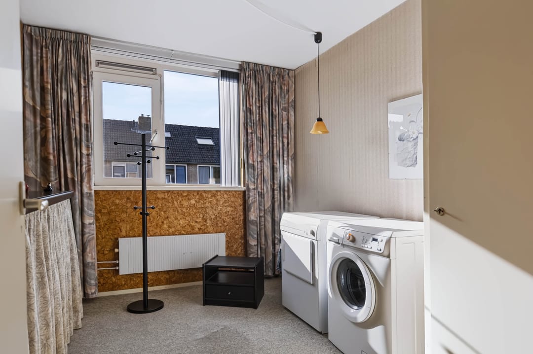 Photo 16 of Offenbachstraat 58