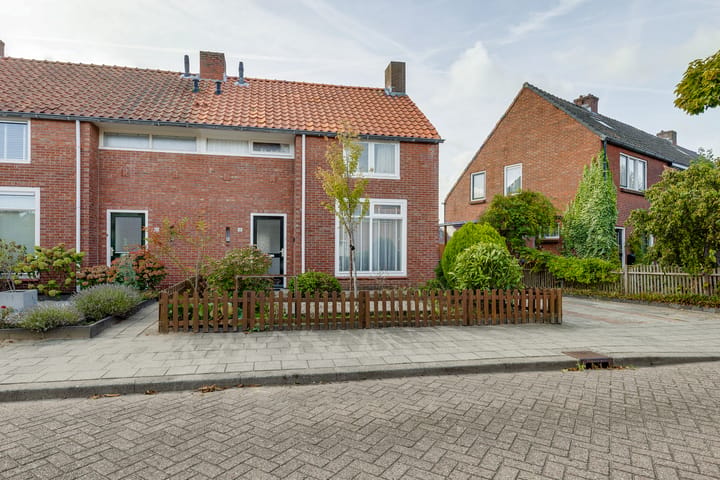 Hoekwoning te koop: Venestraat 18, Winterswijk