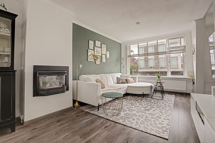 Appartement te koop: Burgemeester de Bruïnelaan 70B, Zwijndrecht