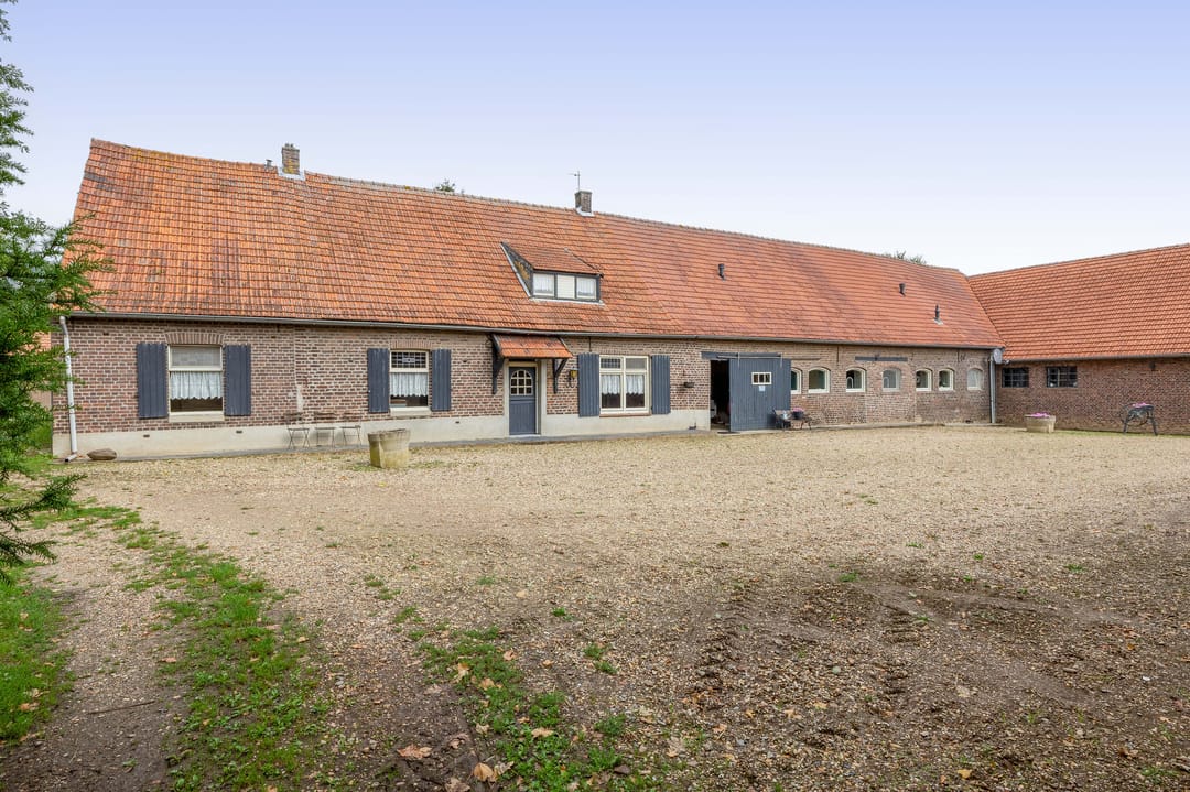 Photo 1 of Hout 3-A