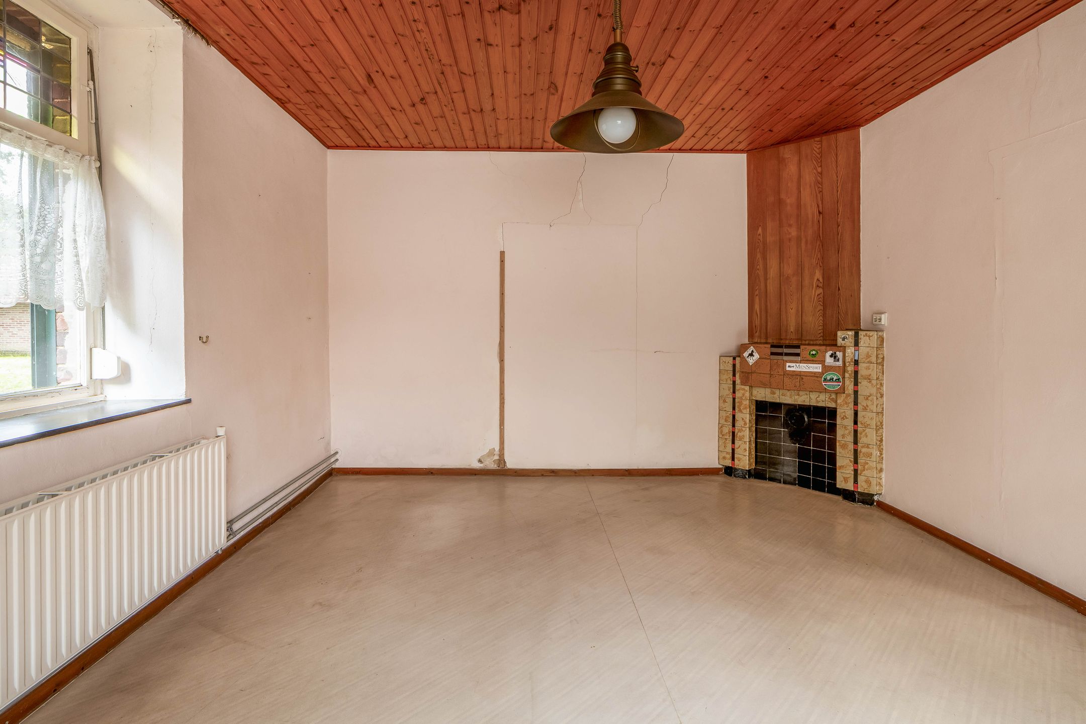 Photo 12 of Hout 3-A