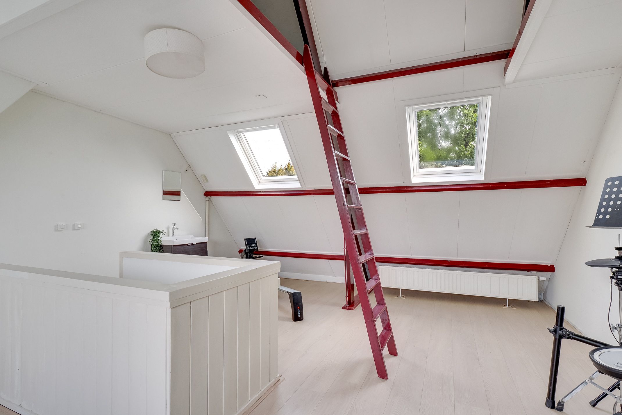Photo 33 of Jacob Cabeliaustraat 22