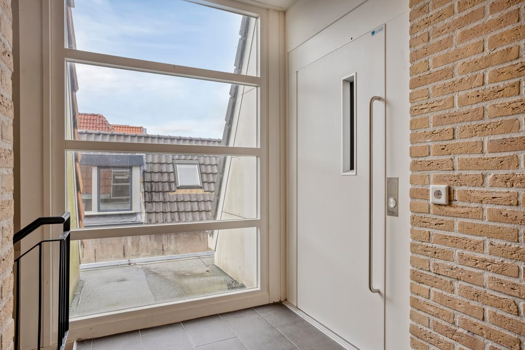 Photo 32 of Midstraat 175-D