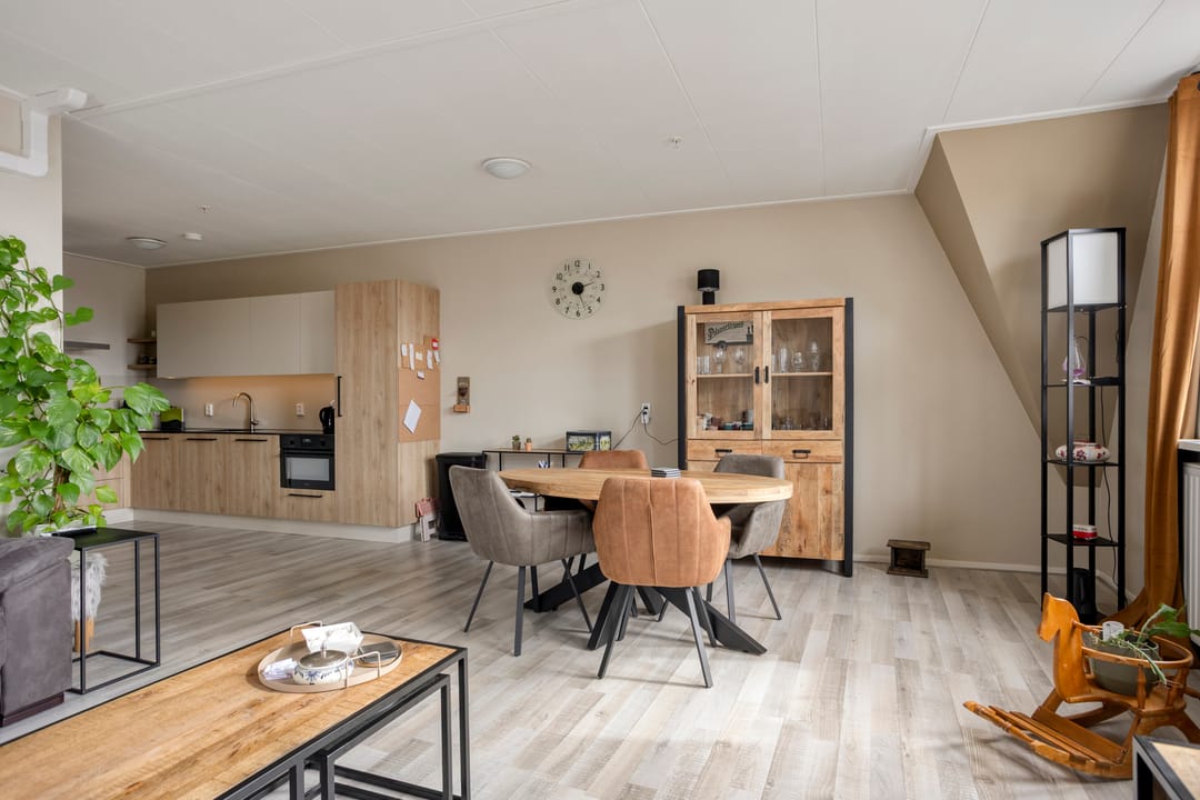 Photo 11 of Midstraat 175-D