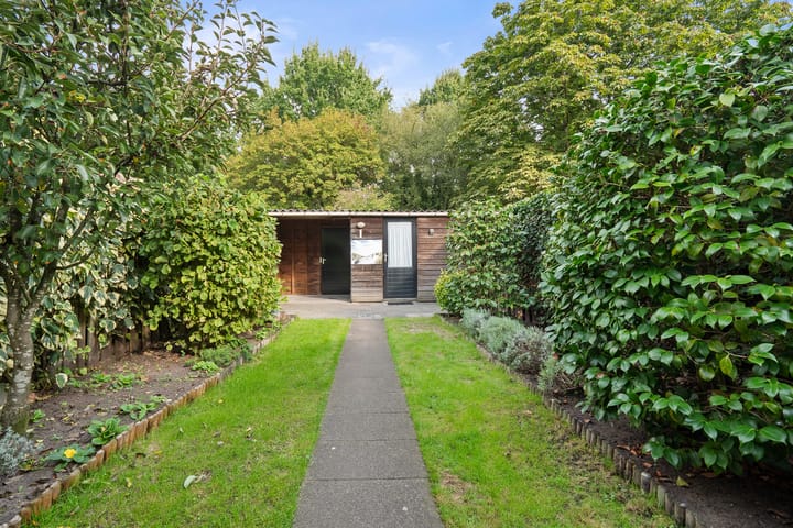 Tussenwoning te koop: Vaarvonder 48, Vught