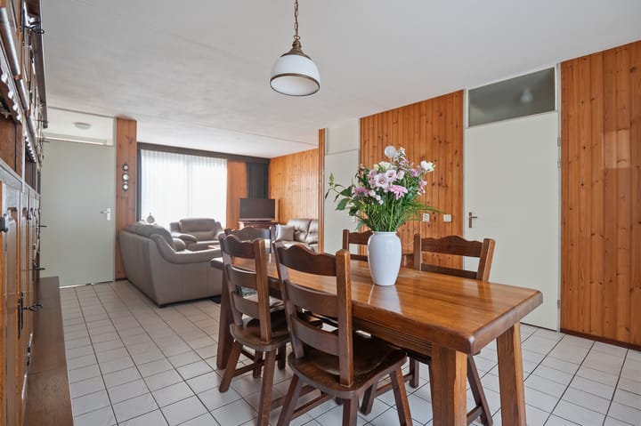 Tussenwoning te koop: Vaarvonder 48, Vught