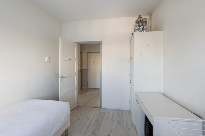 Appartement te koop: Maaskade 29D, Rotterdam
