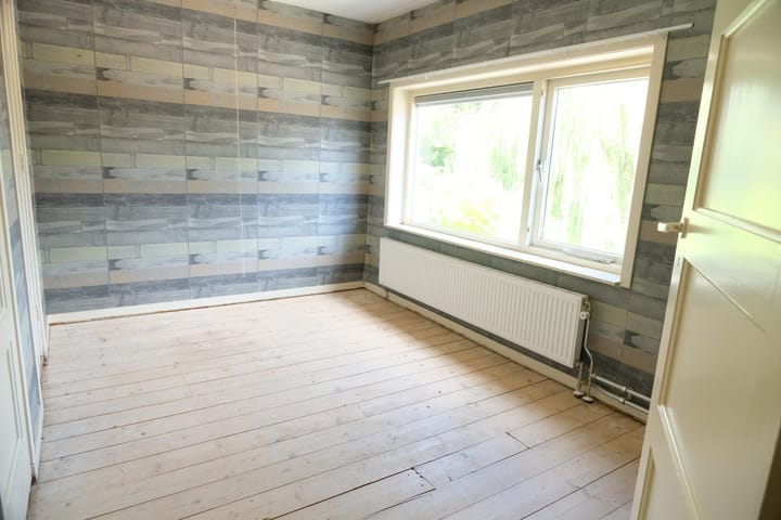 Tussenwoning te koop: Oudkerkseweg 42, Giessenburg