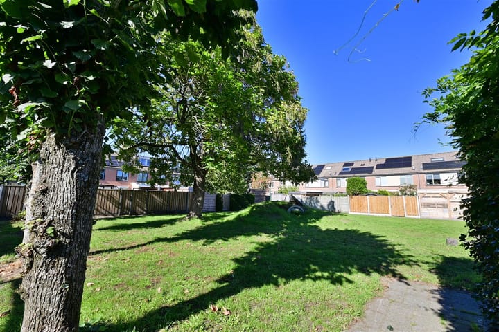 Tussenwoning te koop: Schakel 112, Loosdrecht