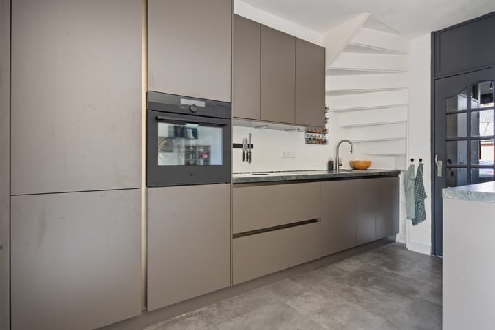Tussenwoning te koop: Tulpenstraat 18, Drunen