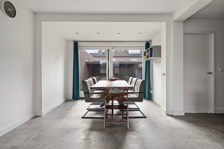 Tussenwoning te koop: Tulpenstraat 18, Drunen