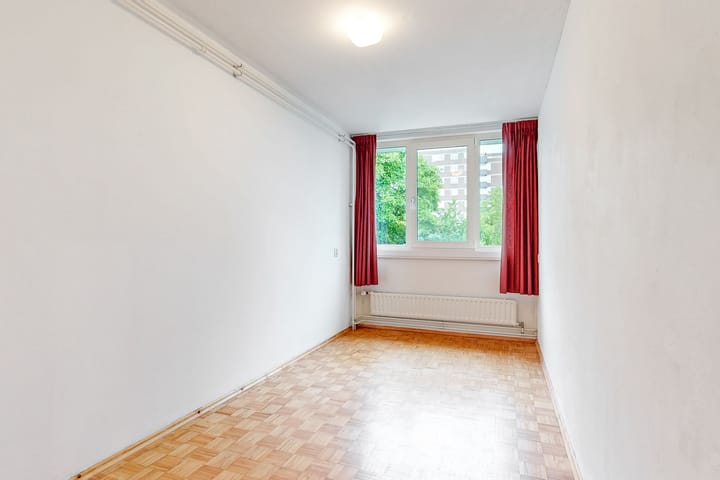 Tussenwoning te koop: Bertram 126, Uithoorn