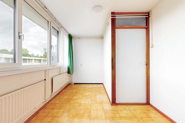 Tussenwoning te koop: Bertram 126, Uithoorn