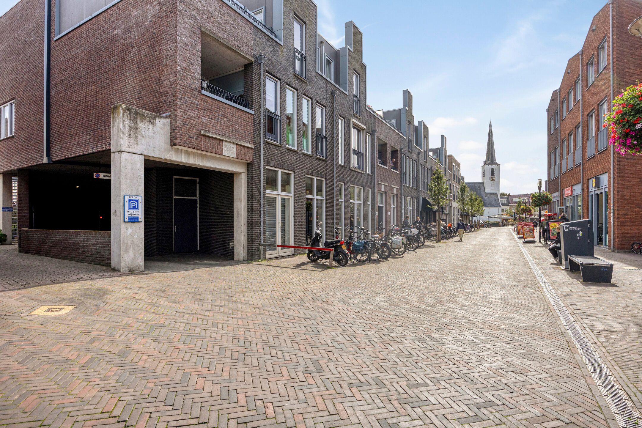 Foto 42 van Dorpsstraat 5-M16