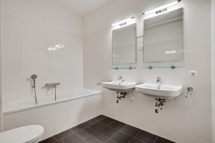 Appartement te koop: Achter de Cattentoren 79, Roermond