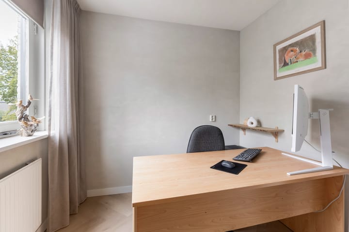 Tussenwoning te koop: Van der Zaaghof 1, Nijkerk
