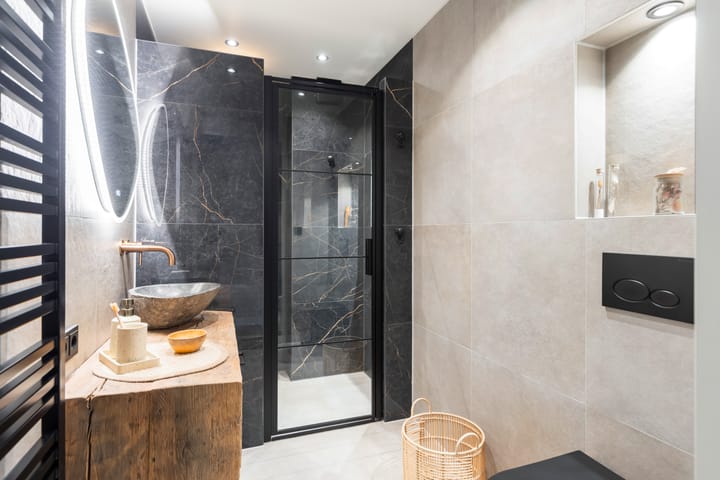 Tussenwoning te koop: Van der Zaaghof 1, Nijkerk