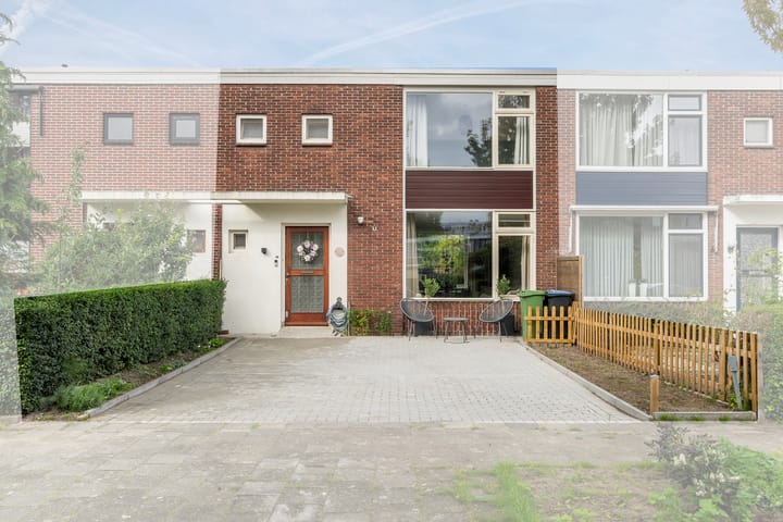 Photo 4 of Leeghwaterstraat 16
