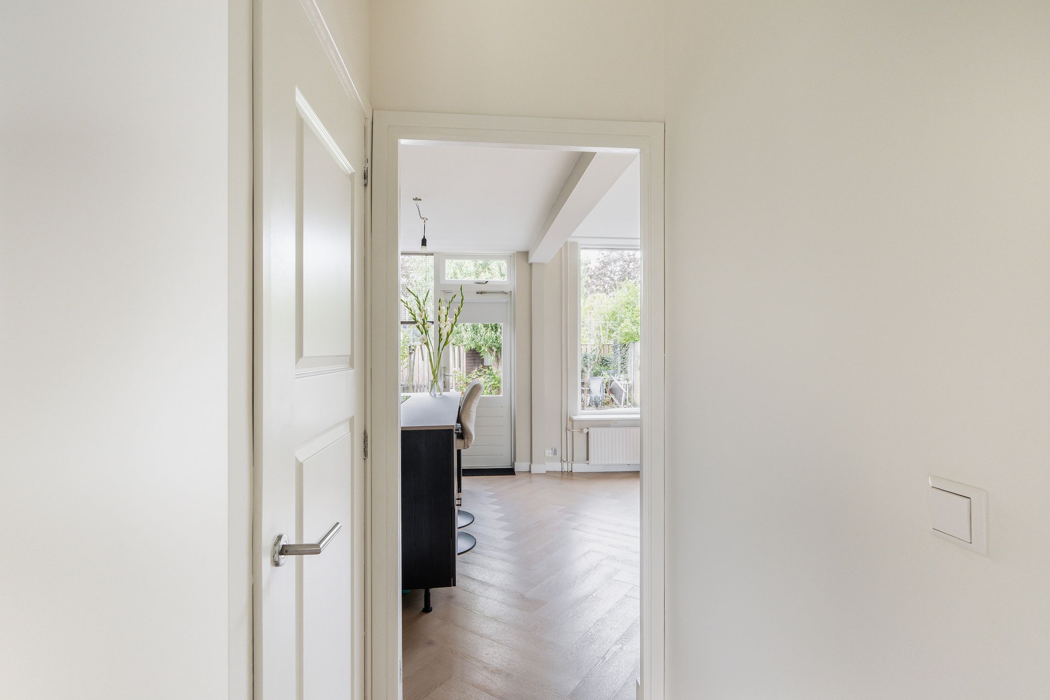 Photo 9 of Leeghwaterstraat 16