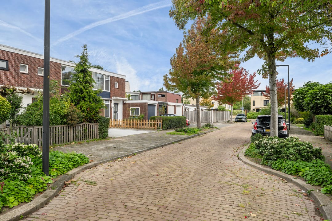 Photo 37 of Leeghwaterstraat 16