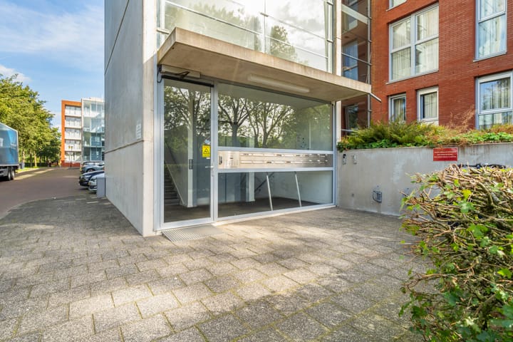 Appartement te koop: Ferdinand Bolstraat 21, Woerden