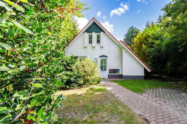 Vrijstaande woning te koop: De Rug 3-45, Lauwersoog