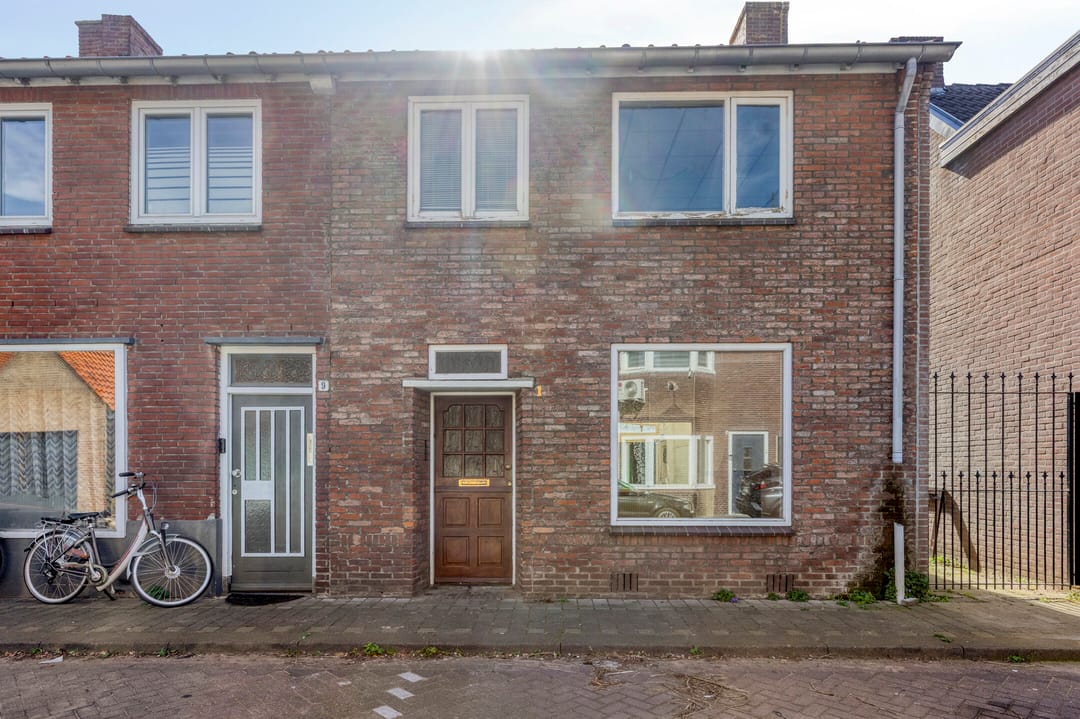 Photo 8 of Vossenstraat 11