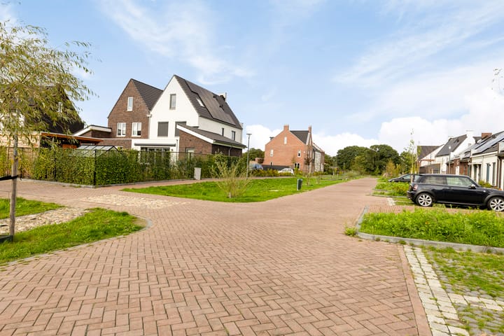 Tussenwoning te koop: Coupeuse 16, Wijchen