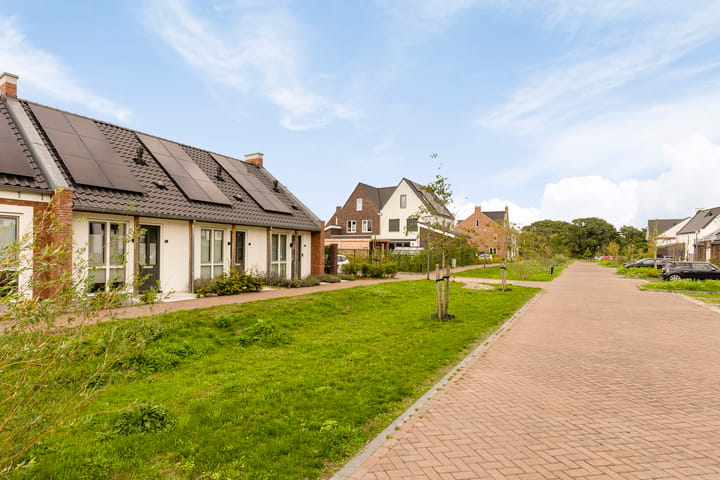 Tussenwoning te koop: Coupeuse 16, Wijchen