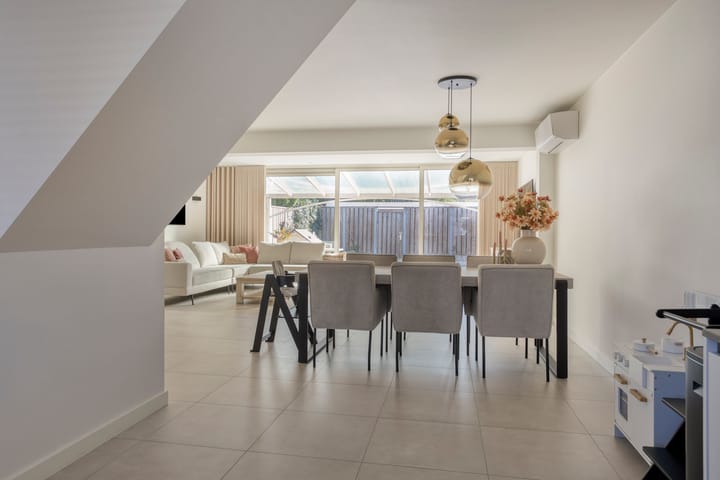 Tussenwoning te koop: Koebergstraat 48, Tilburg