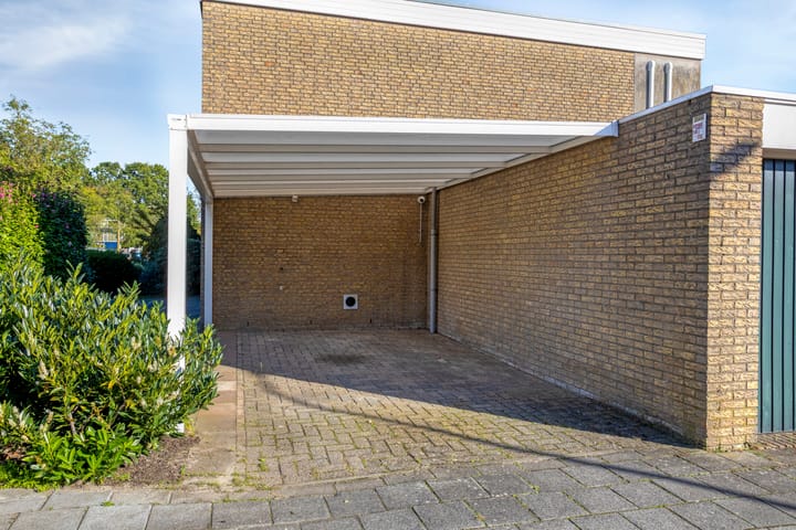 Tussenwoning te koop: Koebergstraat 48, Tilburg