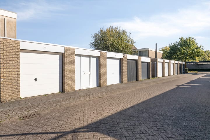 Tussenwoning te koop: Koebergstraat 48, Tilburg