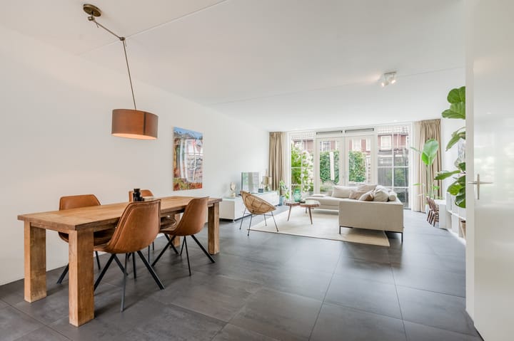 Tussenwoning te koop: Hillenraad 7, Amstelveen