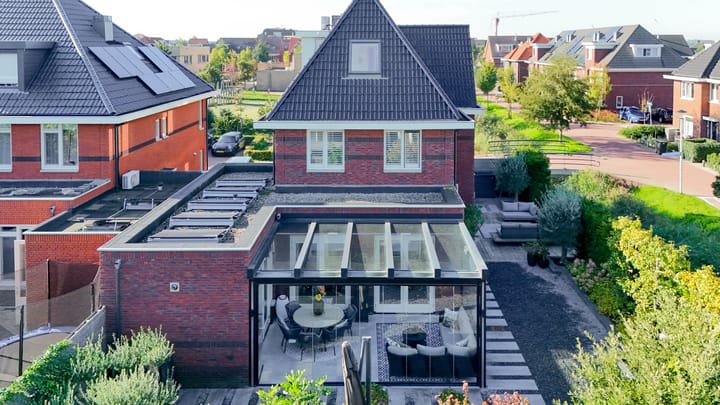 Hoekwoning te koop: Rogier van Otterloostraat 1, Berkel En Rodenrijs